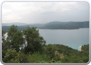 242  Langs het meer van Ste Croix de Verdon