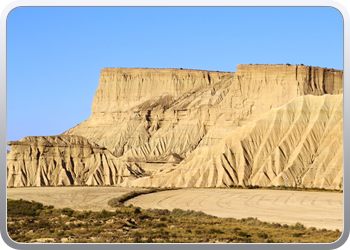 001 Banderas reales midden (81)