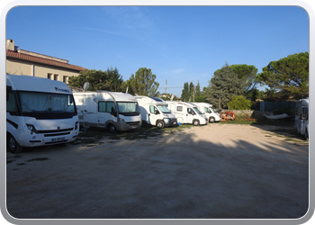 001 camperplaats uzes (1)