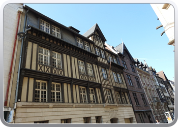 010 Wandeling door het oude Rouen (24)